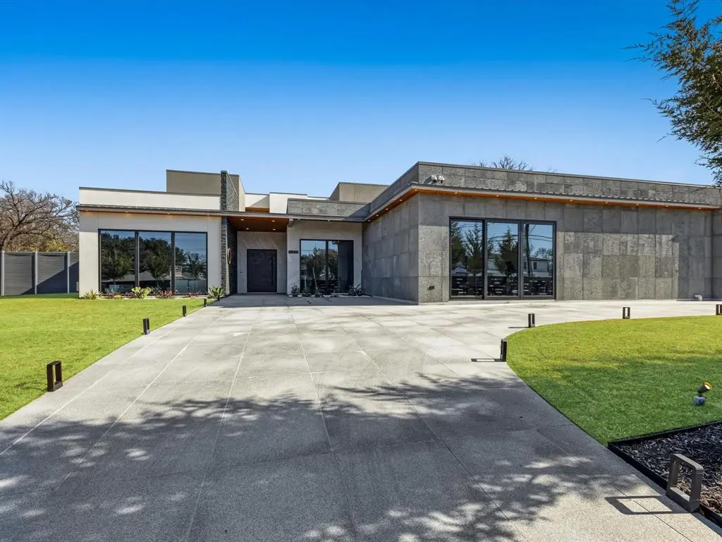 10230 Marsh Lane, Dallas, TX 75229