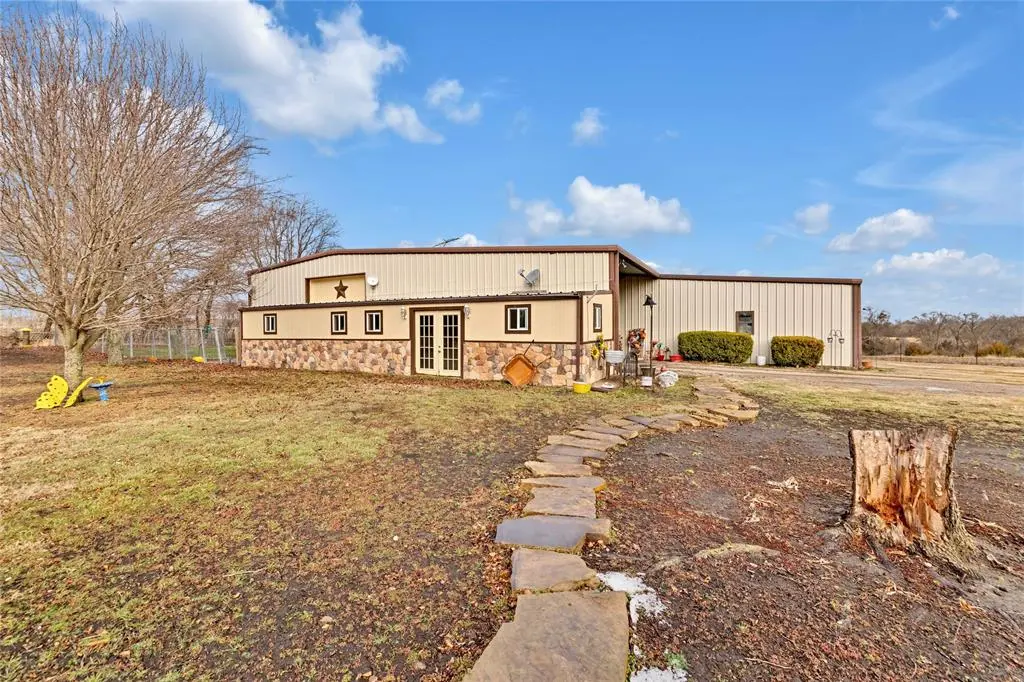 7709 Fm 902, Sherman, TX 75092