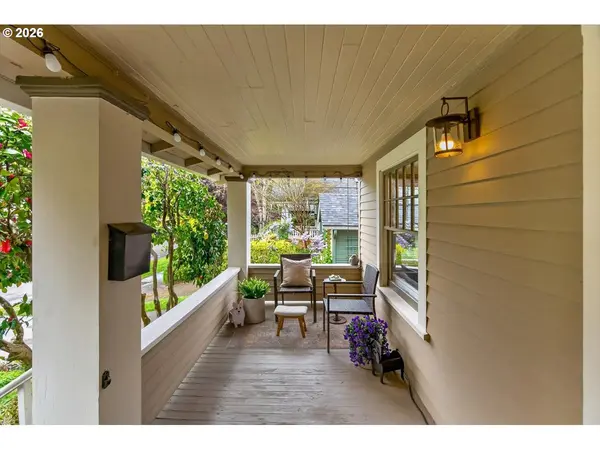 1205 SE MARION ST, Portland, OR 97202