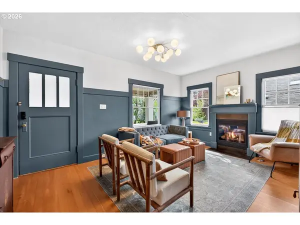 1205 SE MARION ST, Portland, OR 97202