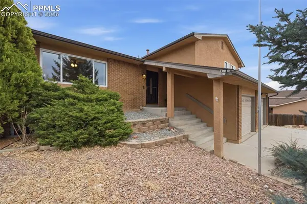 7620 Sunny View LN, Colorado Springs, CO 80911