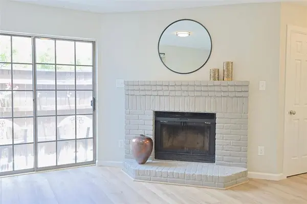 5757 E University Boulevard #22F, Dallas, TX 75206