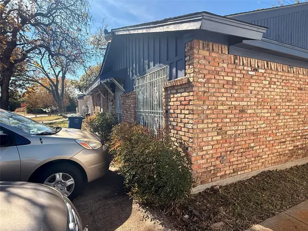 3711 Happy Canyon Drive, Dallas, TX 75241