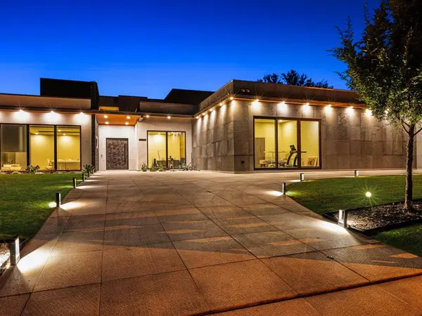 10230 Marsh Lane, Dallas, TX 75229