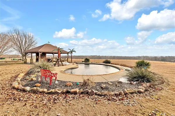 7709 Fm 902, Sherman, TX 75092