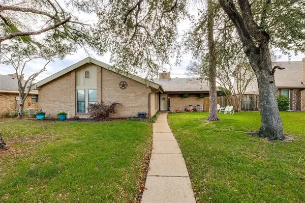 5433 Barcelona Drive, Garland, TX 75043