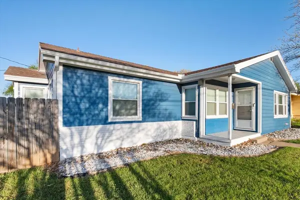 3290 Olive Place, Fort Worth, TX 76116