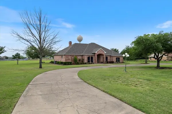 10524 Live Oak, Forney, TX 75126