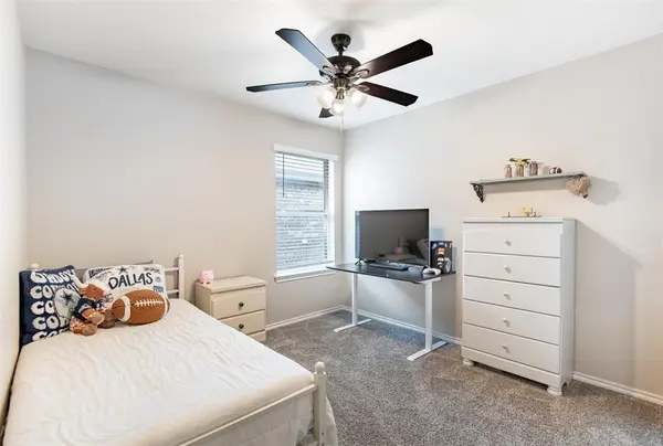 610 Autumn Avenue, Justin, TX 76247