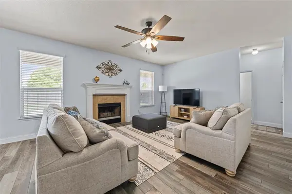 6600 Serena Lane, Woodway, TX 76712