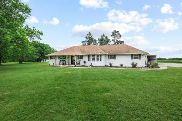 3939 Fm 2194, Celeste, TX 75423