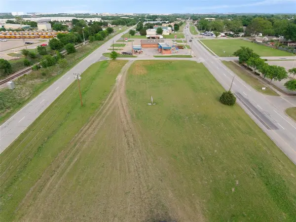 1607 E Scyene Road, Mesquite, TX 75149