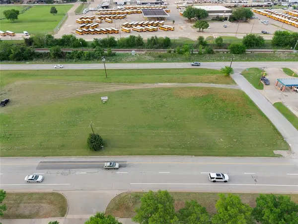 1607 E Scyene Road, Mesquite, TX 75149