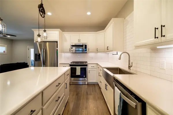 4721 Dry Creek Road, Sherman, TX 75092