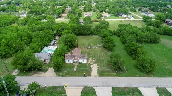 203 Mark Street, Hillsboro, TX 76645