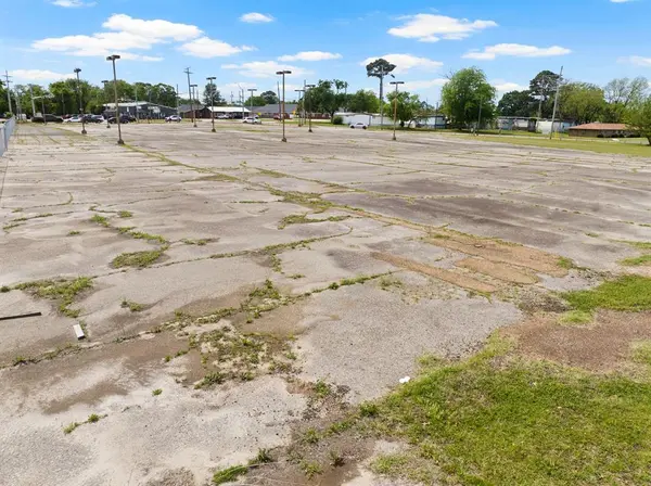 TBD W 16th Street, Mount Pleasant, TX 75455