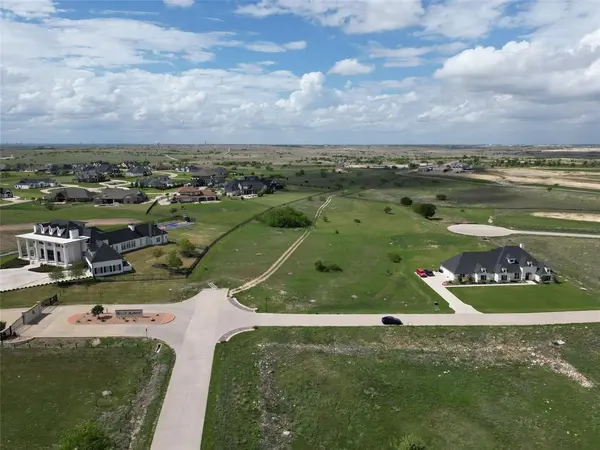 12401 Bella Dio Drive, Fort Worth, TX 76126