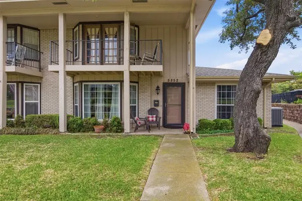 5852 Marina Drive #21, Garland, TX 75043