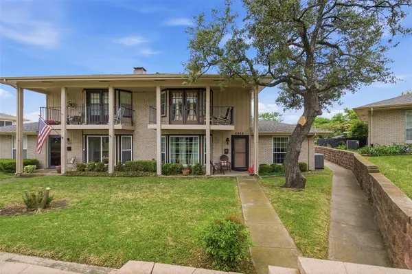 5852 Marina Drive #21, Garland, TX 75043