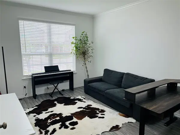 1320 Lackley Drive, Fort Worth, TX 76131