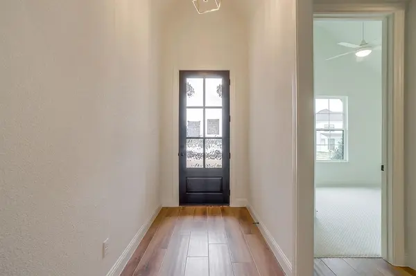 7286 Velvetleaf, Benbrook, TX 76126