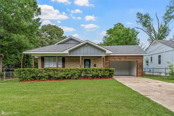 1930 Cross Lake Boulevard, Shreveport, LA 71109