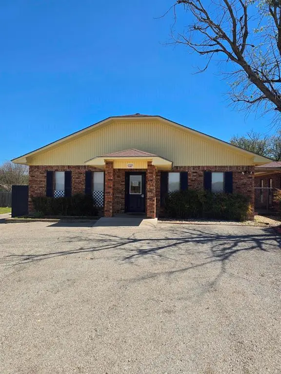 205 River N. Boulevard, Stephenville, TX 76401