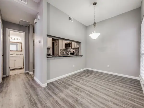 8601 Park Lane #416, Dallas, TX 75231