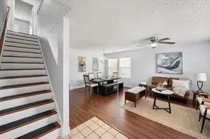 812 Ericville Drive, Arlington, TX 76001