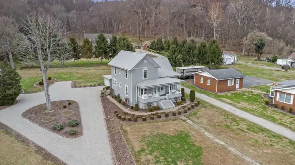 1368 Powell Street, Middleport, OH 45760