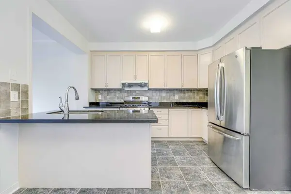 2278 Stone Glen CRES, Oakville, ON L6M 0C8