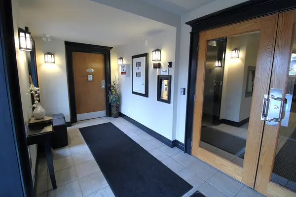 26 Dairy LN #402, Huntsville, ON P1H 0A4