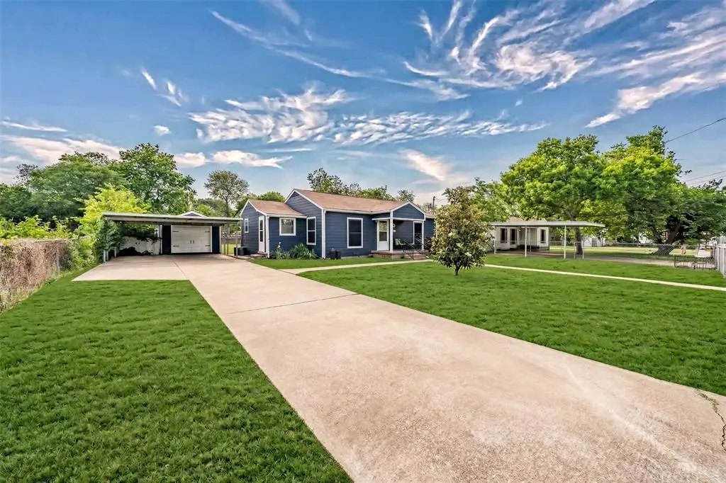 1802 Keneipp Road, Carrollton, TX 75006