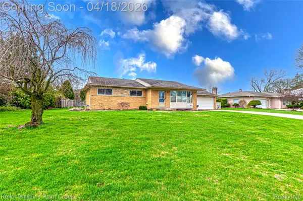 53075 Venus DR, Shelby Charter Township, MI 48316