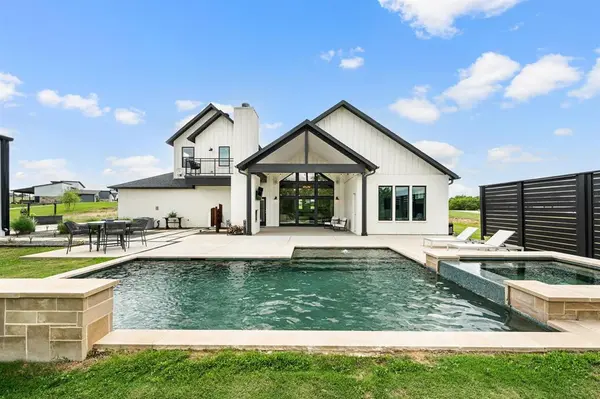 130 Nicholas Way, Decatur, TX 76234