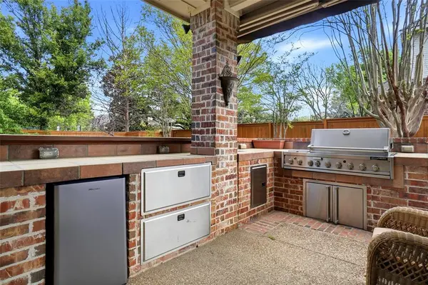 1001 Hanover Drive, Southlake, TX 76092