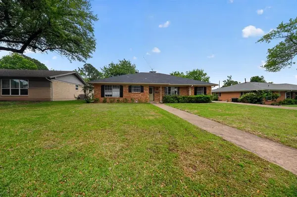 1616 W Shields Drive, Sherman, TX 75092