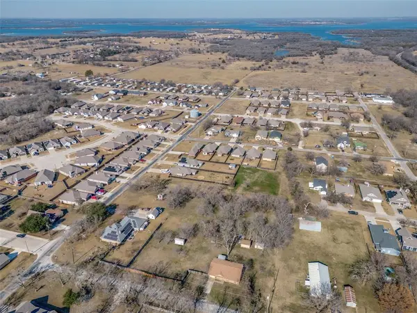 500 Eddleman Street, Pilot Point, TX 76258