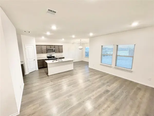 1125 Silver Maple Lane, Royse City, TX 75189