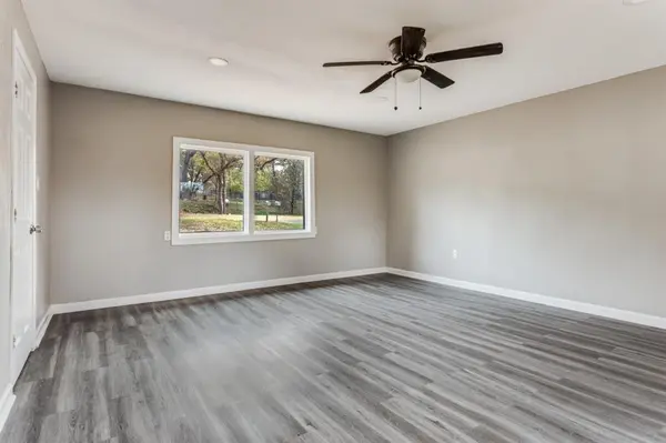 1612 Woodview Drive, Alvarado, TX 76009