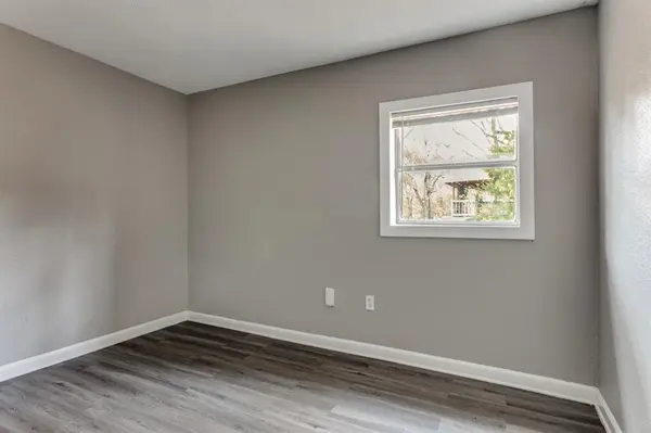 1612 Woodview Drive, Alvarado, TX 76009