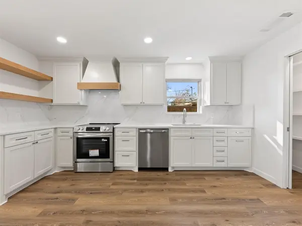 3616 Woodleigh Drive, Dallas, TX 75229