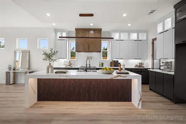 2320 Gooch Street, Dallas, TX 75241