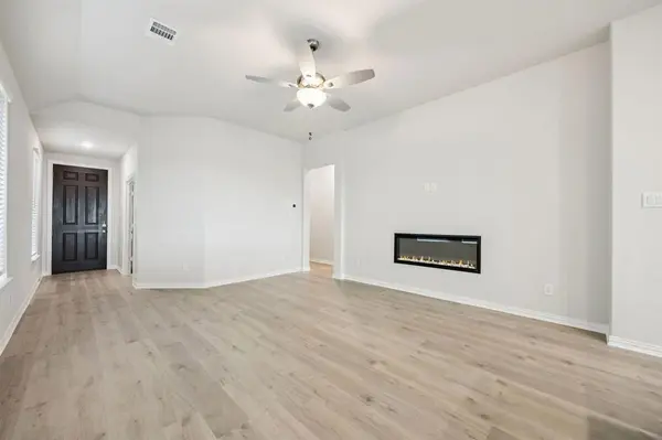 4017 Lakefield Drive, Heartland, TX 75114