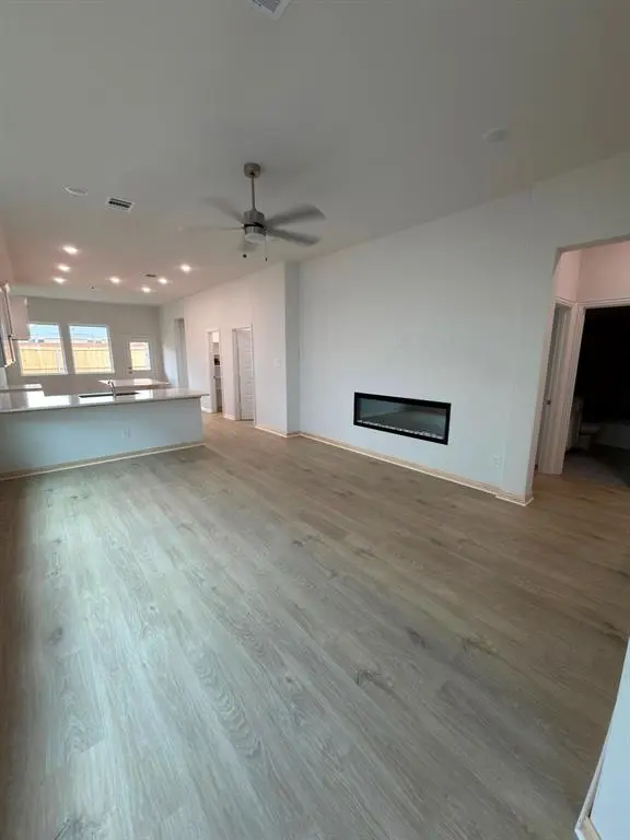 4017 Lakefield Drive, Heartland, TX 75114