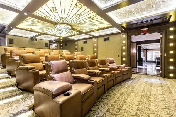 2300 WOLF Street #18A, Dallas, TX 75201