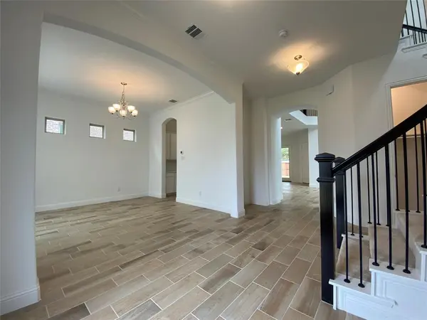 318 Julia Lane, Euless, TX 76040