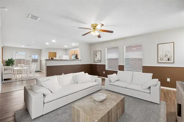 1413 Puerto Lago Drive, Little Elm, TX 75068