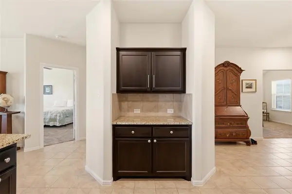 9336 Castorian Drive, Fort Worth, TX 76131