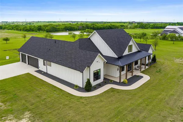 8708 Freeman Road, Sanger, TX 76266